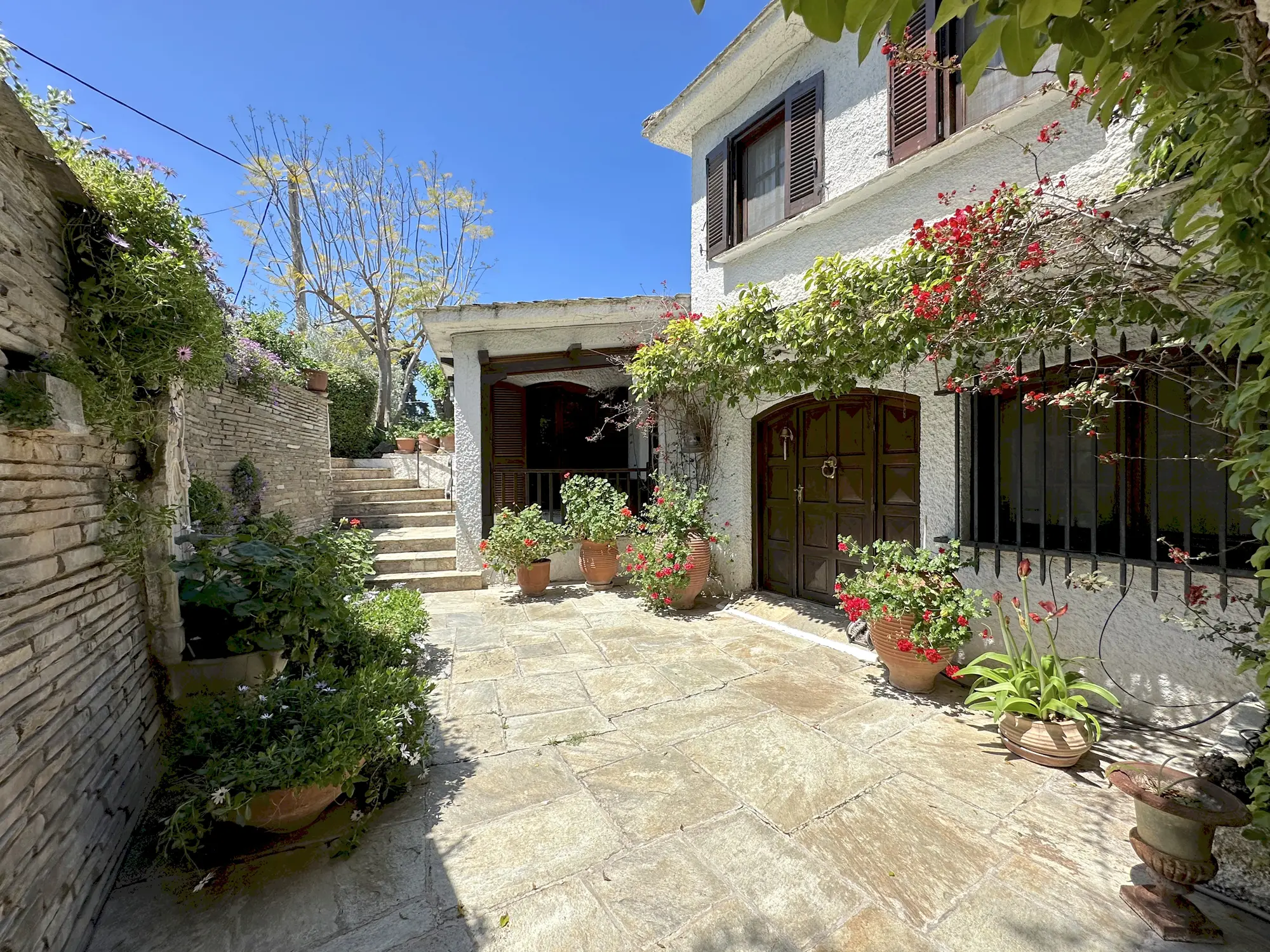 Villa Mitzela exterior